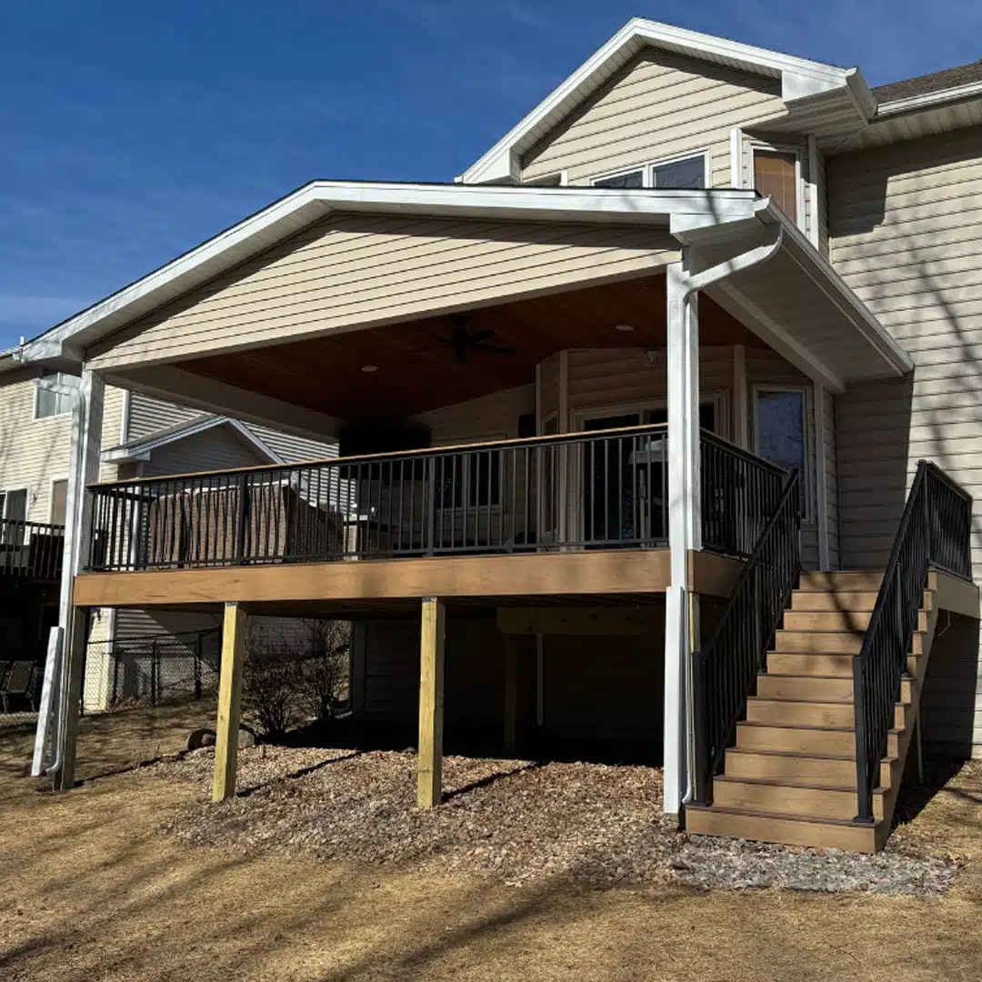 Covered-Decks,-Patio-Covers-&-Screen-Rooms