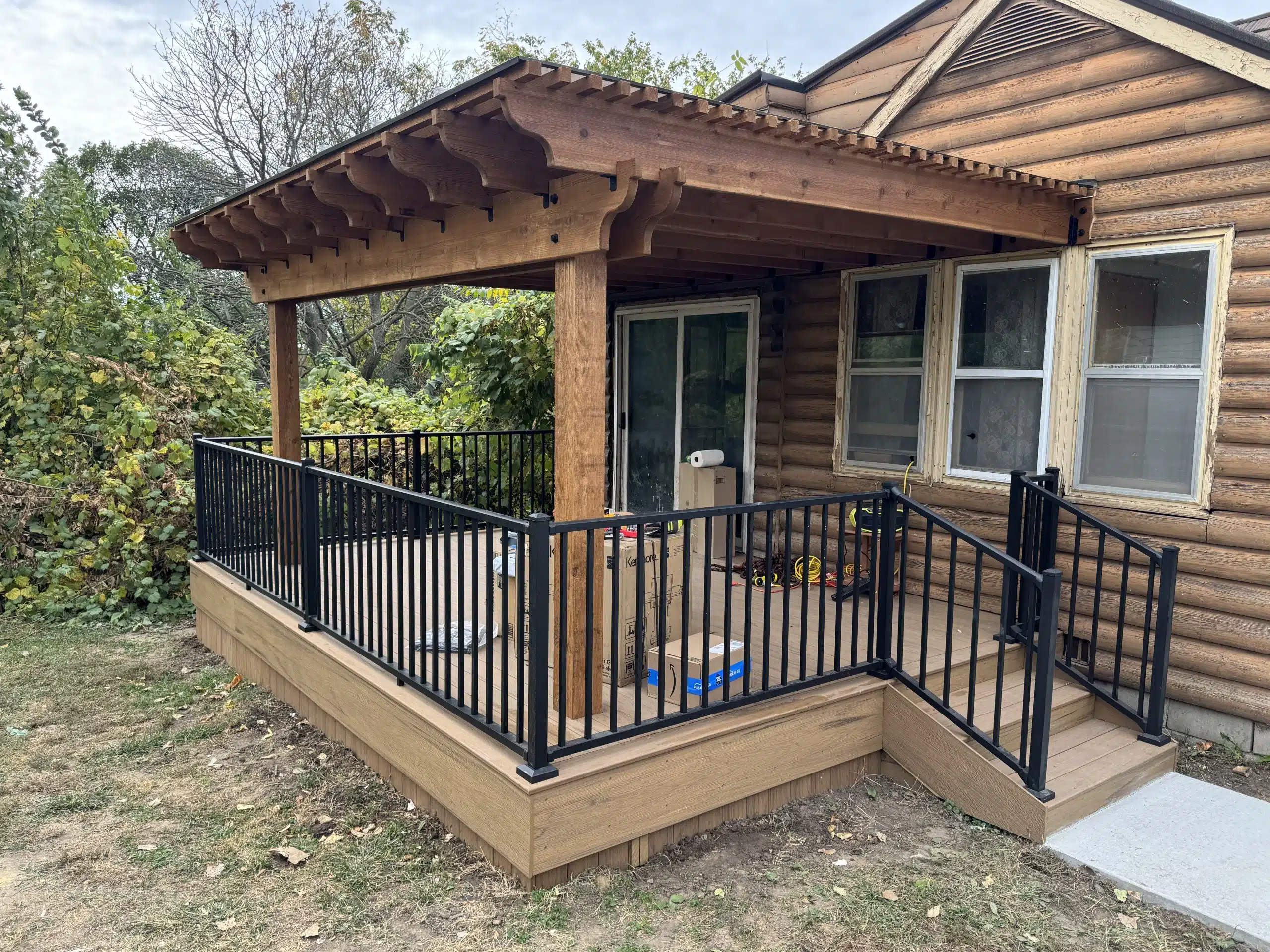 Warm Tones & Timeless Shade